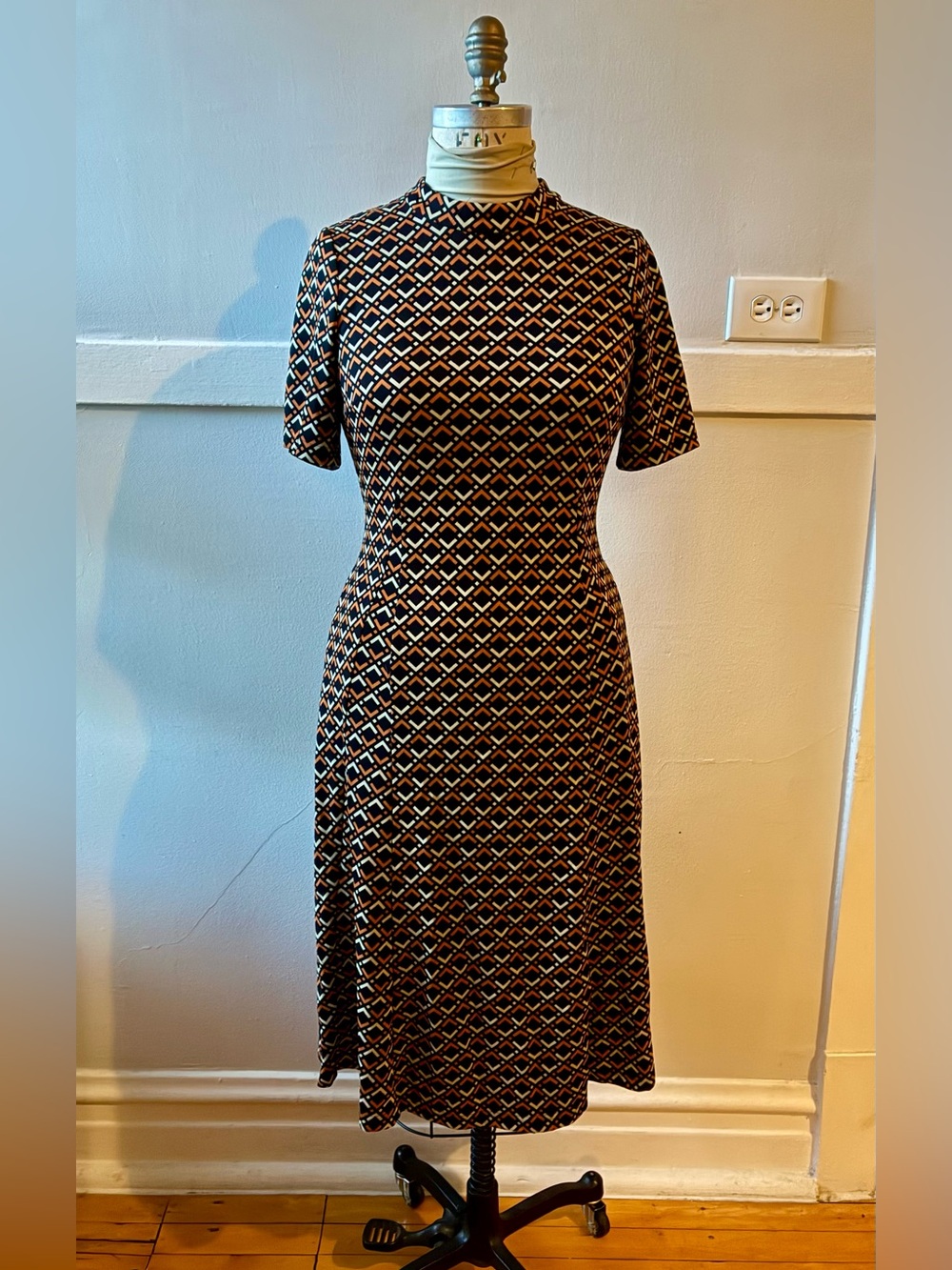 Traffic People Black and Orange Geometric Midi A-line Dress Size Large